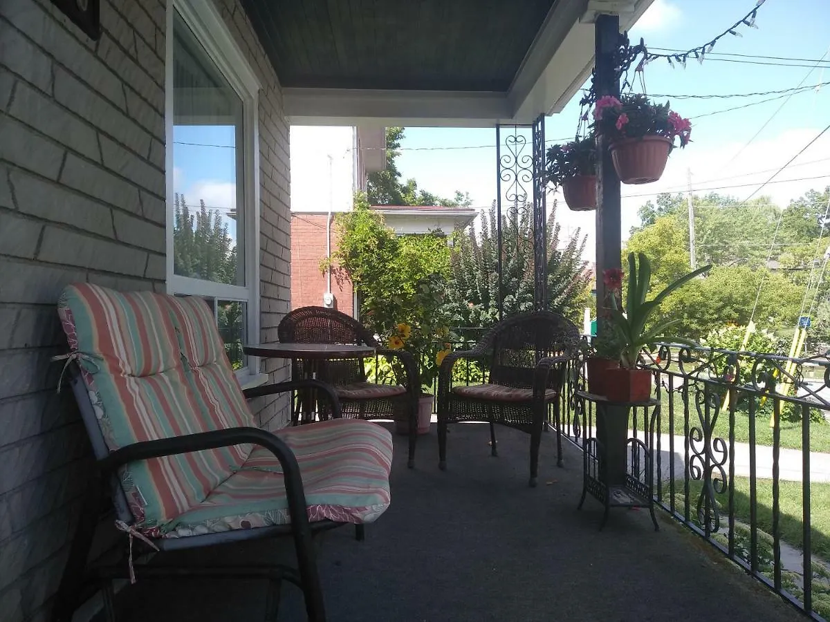 Angel Hideaway Bed & Breakfast Niagara Falls